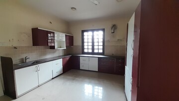 Kitchen in 6 BHK Villa at Mohaba Bazar – for Rent