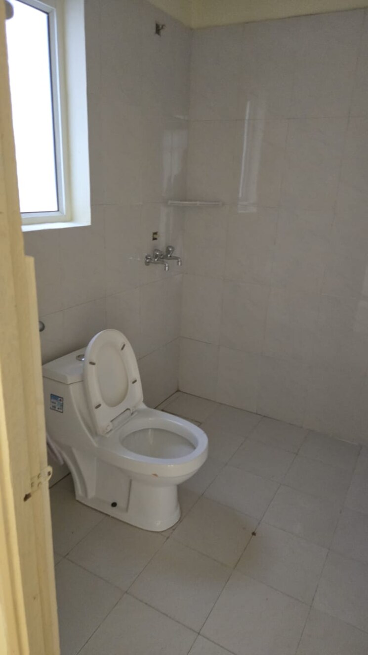 Bathroom, pyramid-fusion-homes 2 Bedroom 580 Sq.Ft. Apartment In Sector 70a Gurgaon 8861093