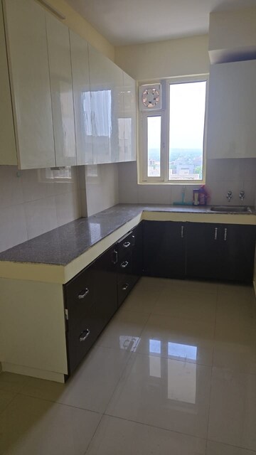 2 BHK Apartment For Rent in Pyramid Fusion Homes, Sector 70a