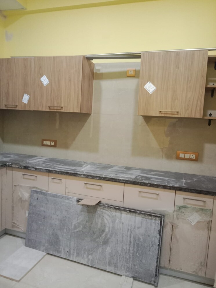Kitchen, unitech-south-city-1 6+ Bedroom 360 Sq.Yd. Independent House In South City 1 Gurgaon 8861088