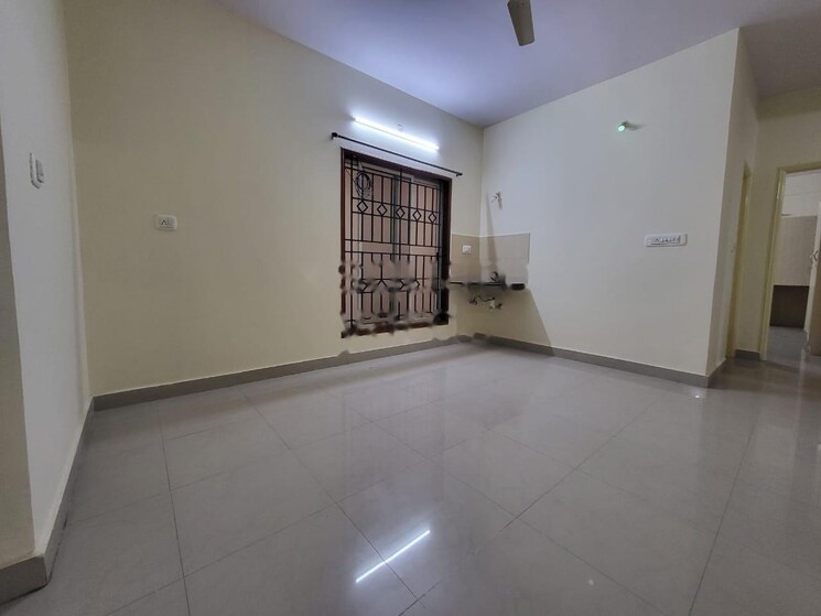 Room, kristal-olivine 3 Bedroom 1017 Sq.Ft. Apartment In Marathahalli Orr Bangalore 8861097