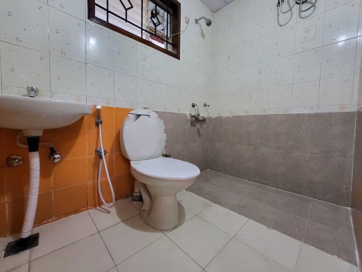 Bathroom, kristal-olivine 3 Bedroom 1017 Sq.Ft. Apartment In Marathahalli Orr Bangalore 8861097