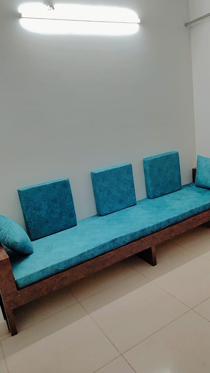 1 BHK Apartment For Rent in Central