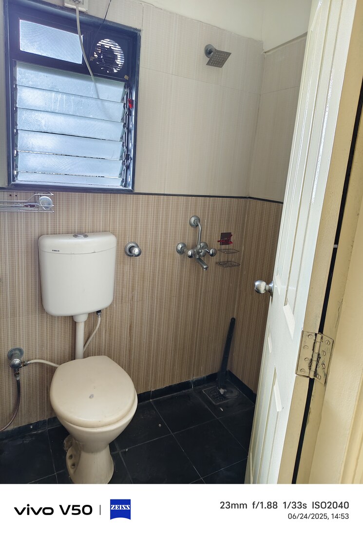 Bathroom, lalani-residency 2 Bedroom 618 Sq.Ft. Apartment In Kavesar Thane 8861224