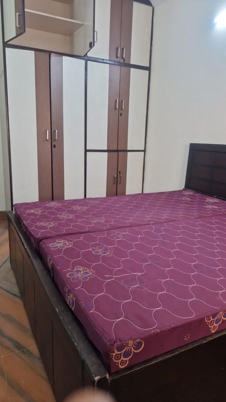 Bedroom, sushant lok i 1 Bedroom 500 Sq.Ft. Builder Floor In Sushant Lok I Gurgaon 8861222