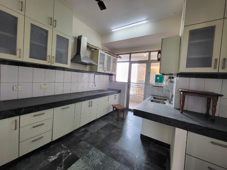 Kitchen, central-park-ii-bellevue 3 Bedroom 2350 Sq.Ft. Apartment In Sector 48 Gurgaon 8861290
