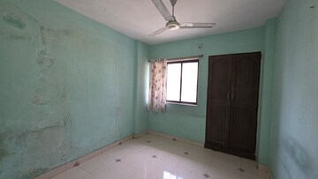 Room in 2 BHK Apartment at Ganesh Krupa Vasant Vihar, Vasant Vihar – for Rent