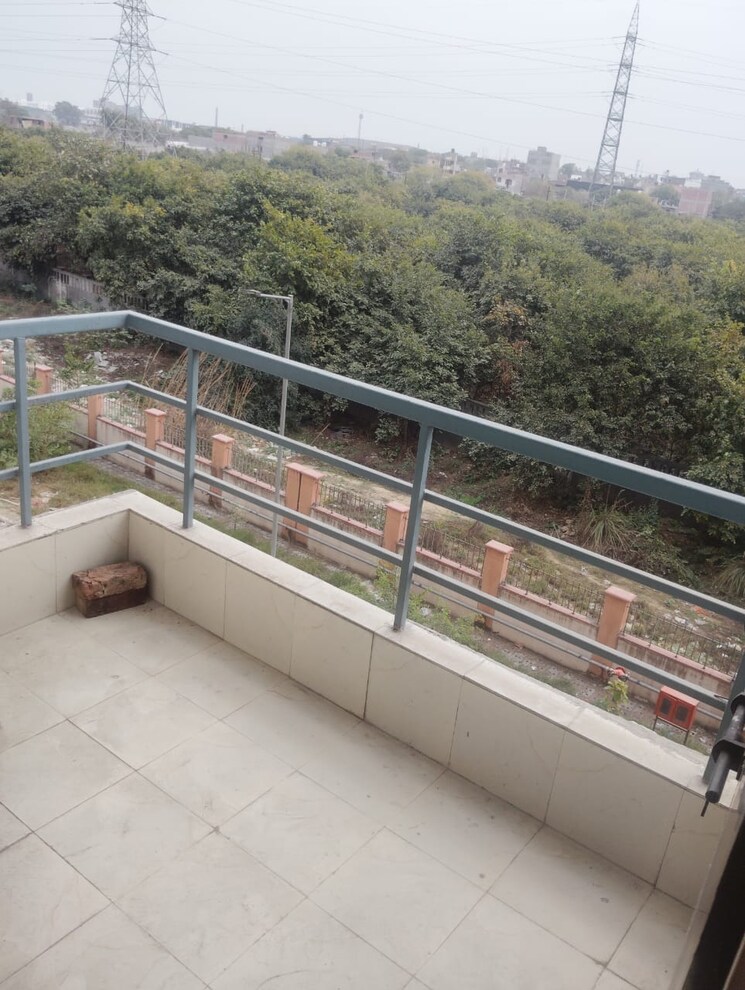 Balcony, gnida-lohiya-enclave-omicron-1a 2 Bedroom 1127 Sq.Ft. Apartment In Omicron 1a Greater Noida Greater Noida 8861366