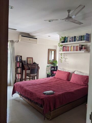 Bedroom in 2 BHK Apartment at Bandra West – for Rent