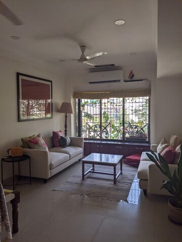 2 BHK Apartment For Rent in Bandra West
