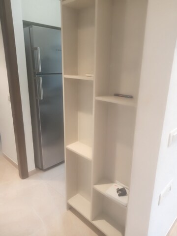 Bathroom in 1 BHK Apartment at Hiranandani Highland, Powai – for Rent