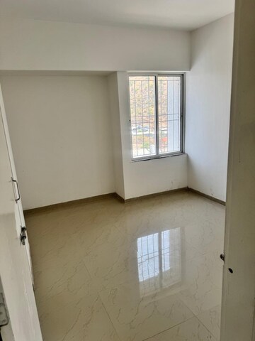 Room in 2 BHK Apartment at Satara Road – for Rent