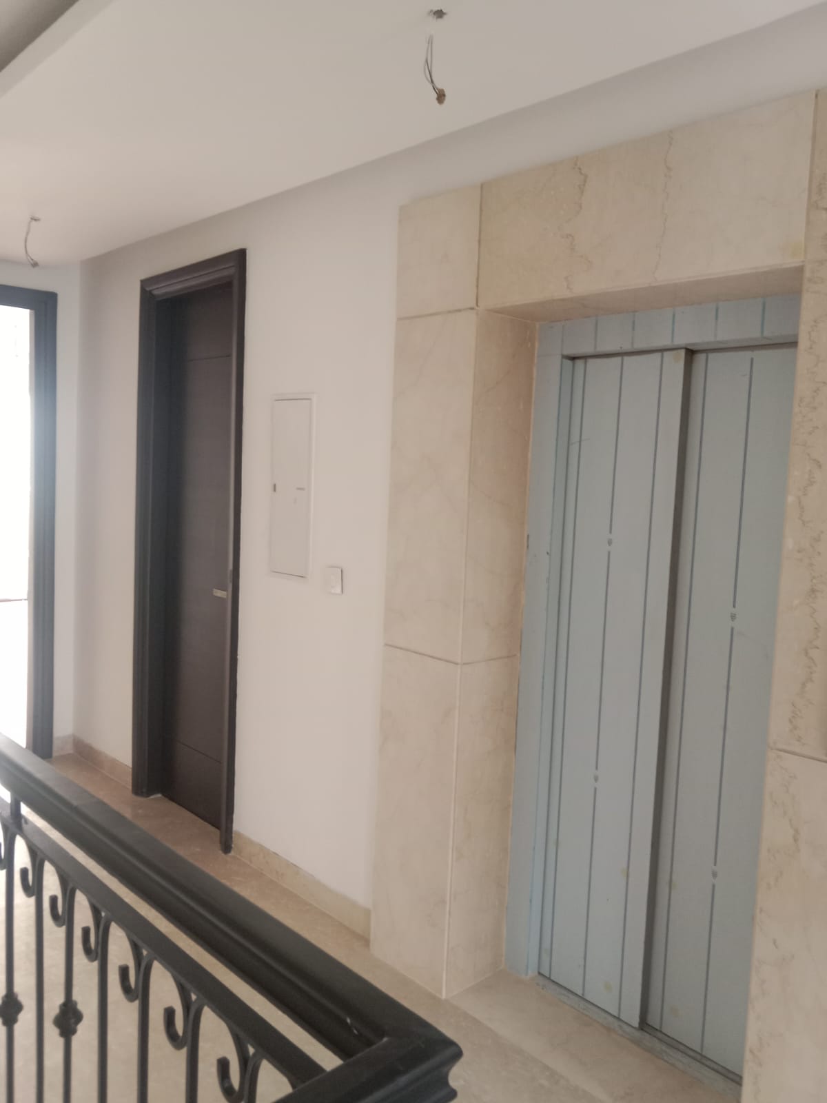 3 BHK Apartment For Rent in RWA Apartments Sector 21