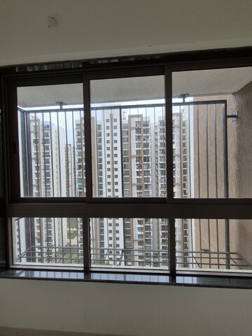 Room in 1.5 BHK Apartment at Runwal My City Phase II Cluster 05, Dombivli East – for Rent