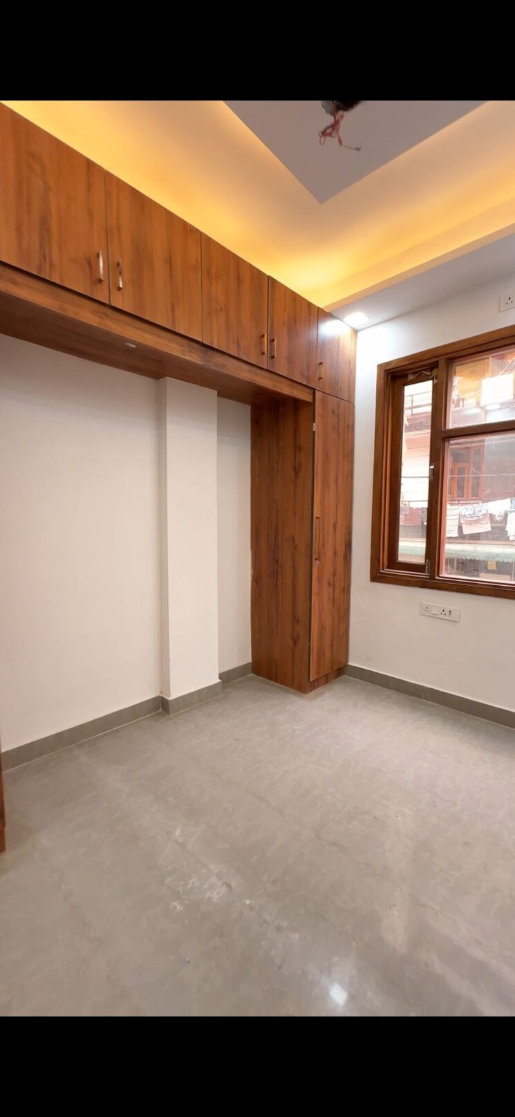 Room, rohini sector 24 3 Bedroom 1700 Sq.Ft. Builder Floor In Rohini Sector 24 Delhi 8861424