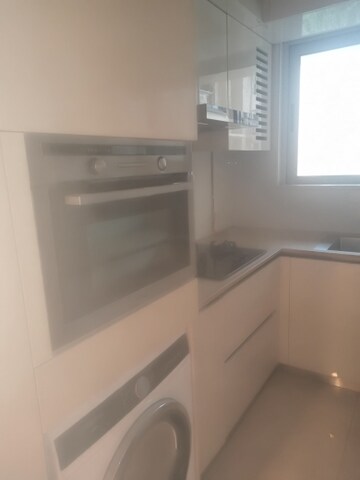 Furnished Amenities in 1 BHK Apartment at Hiranandani Regent Hill, Powai – for Rent