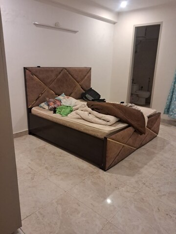 Bedroom in 5 BHK Independent House at Sector 40 – for Sale