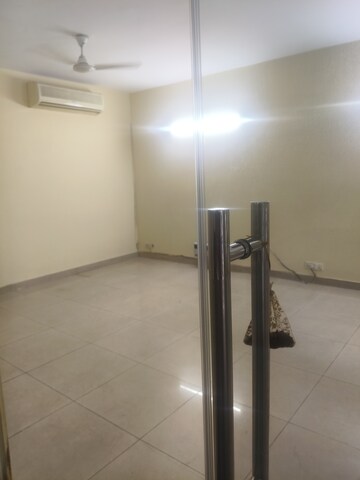 Room in 3.5 BHK Villa at Eros Rosewood City, Sector 49 – for Rent