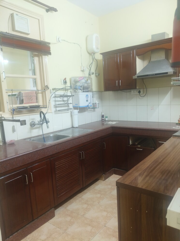 Kitchen, eros-rosewood-city 3.5 Bedroom 2100 Sq.Ft. Villa In Sector 49 Gurgaon 8861508