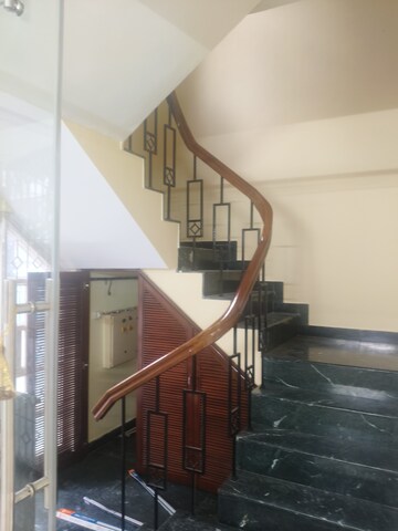 Staircase in 3.5 BHK Villa at Eros Rosewood City, Sector 49 – for Rent
