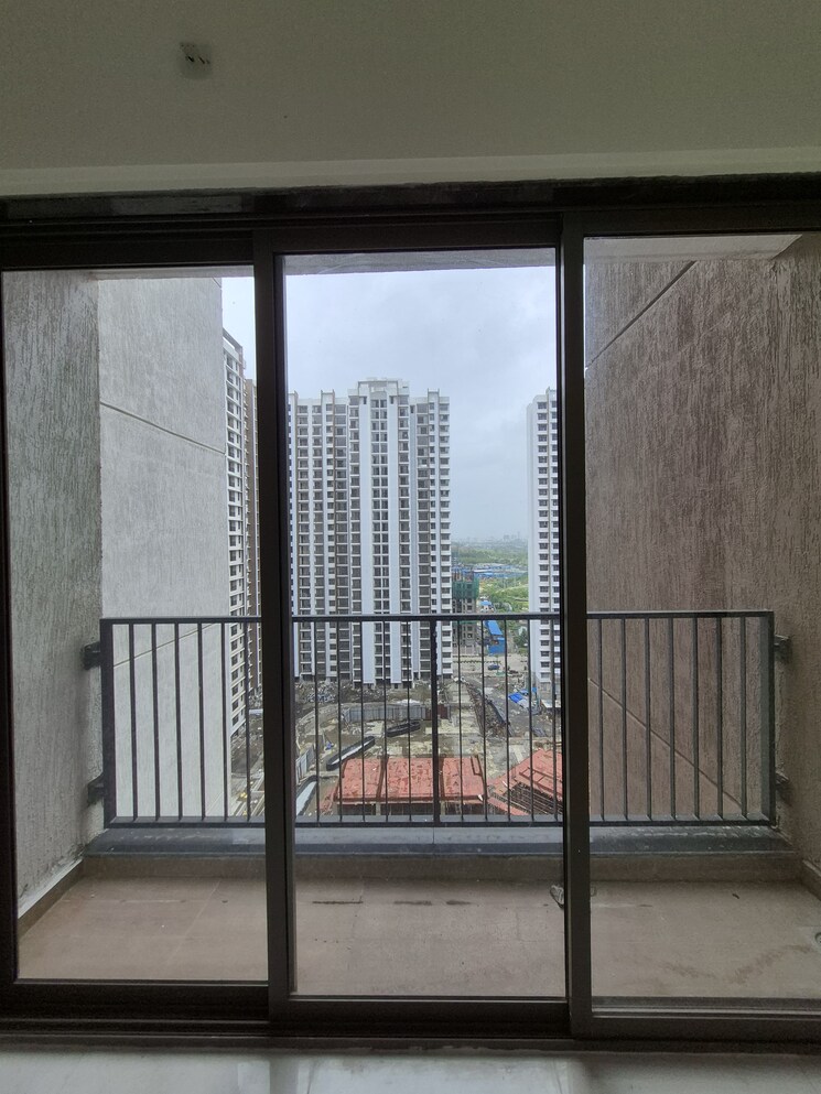 Room, runwal-my-city-phase-ii-cluster-05 1.5 Bedroom 530 Sq.Ft. Apartment In Dombivli East Thane 8861489