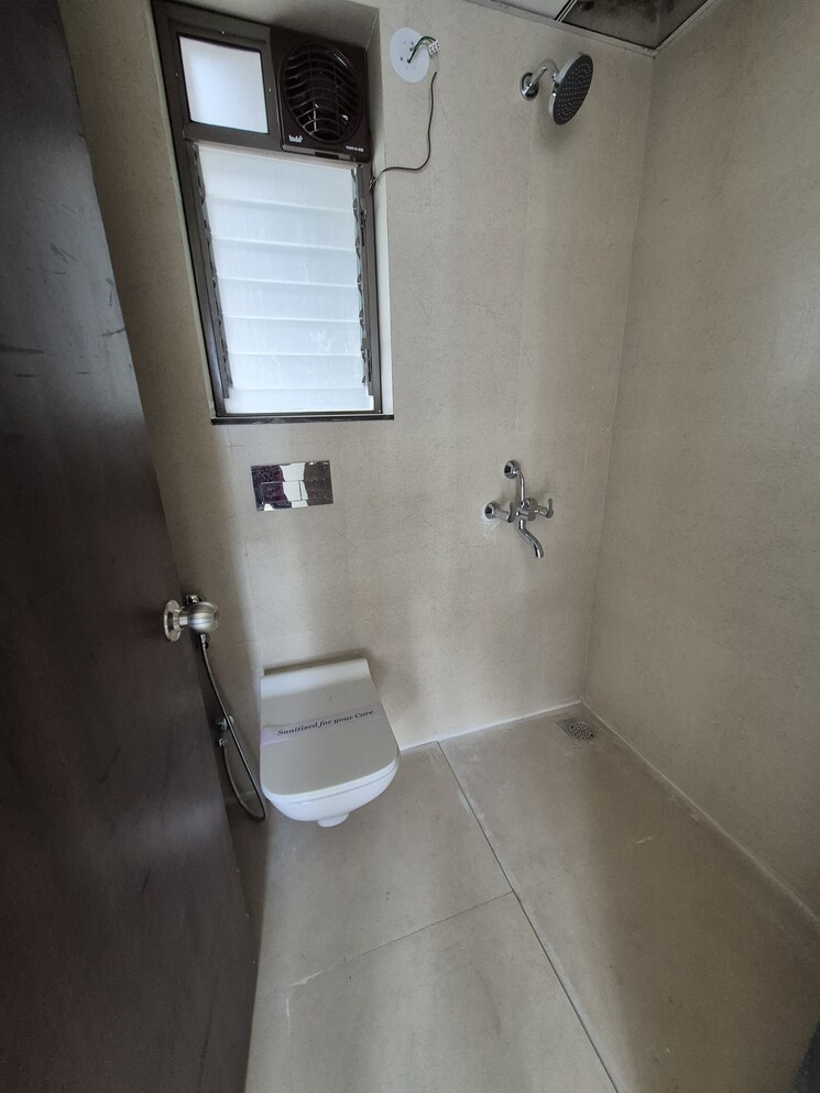 Bathroom, runwal-my-city-phase-ii-cluster-05 1.5 Bedroom 530 Sq.Ft. Apartment In Dombivli East Thane 8861489