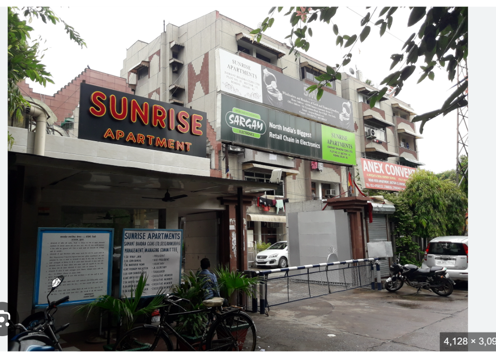 3 BHK + Extra Room Apartment For Sale in Sunrise Apartment
