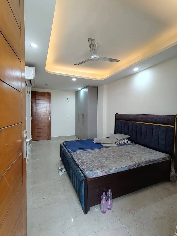 1 BHK Builder Floor For Rent in Paryavaran Complex