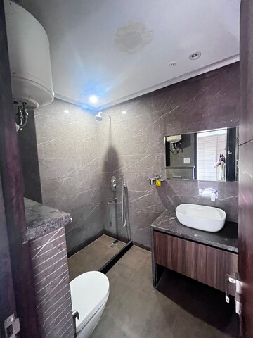 Bathroom in 3 BHK Builder Floor at Sector 31 – for Rent
