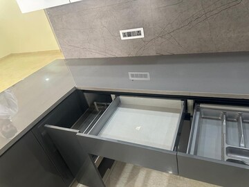 Furnished Amenities in 4 BHK Builder Floor at Sector 57 – for Rent