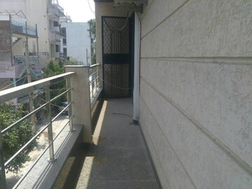 Balcony in 1 BHK Builder Floor at Paryavaran Complex – for Rent