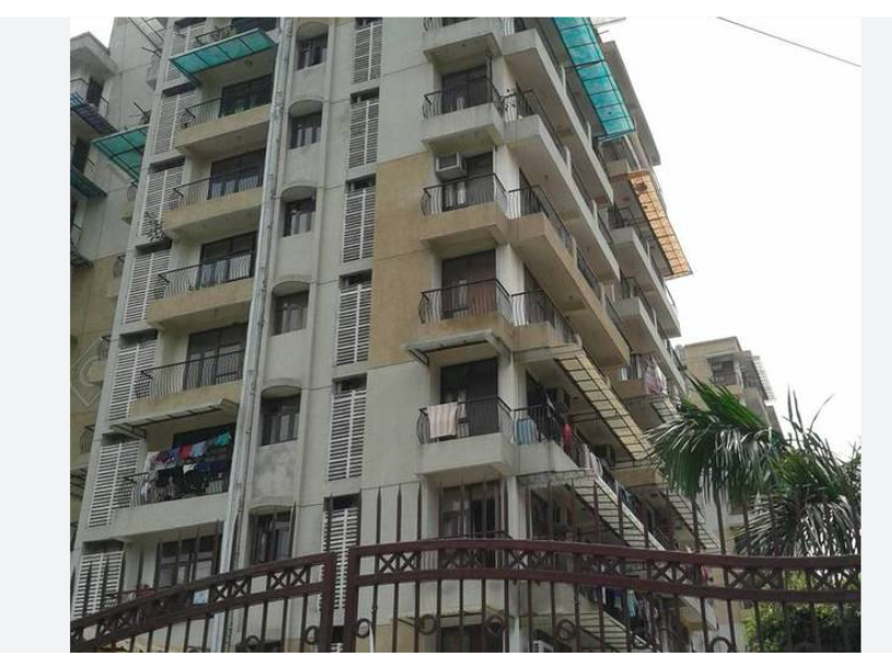 4 BHK + Extra Room Apartment For Sale in Balaji Apartment 