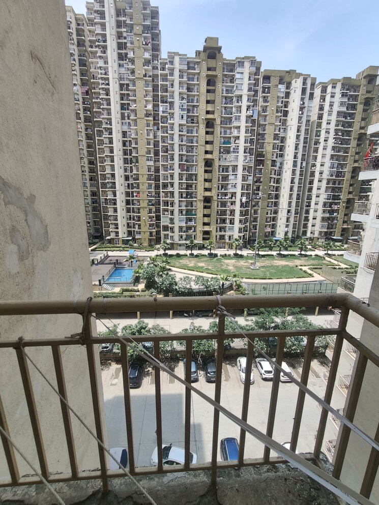 Balcony, aditya-urban-homes 1 Bedroom 585 Sq.Ft. Apartment In Shahpur Bamheta Ghaziabad 8861621