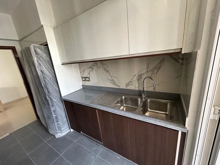 Kitchen, dlf city phase 3 4 Bedroom 450 Sq.Yd. Builder Floor In Dlf City Phase 3 Gurgaon 8861681