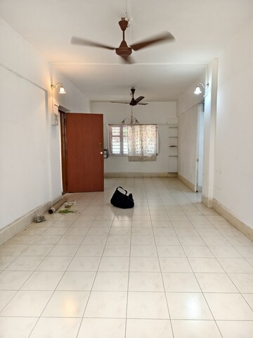 2 BHK Apartment For Rent in Bandra West