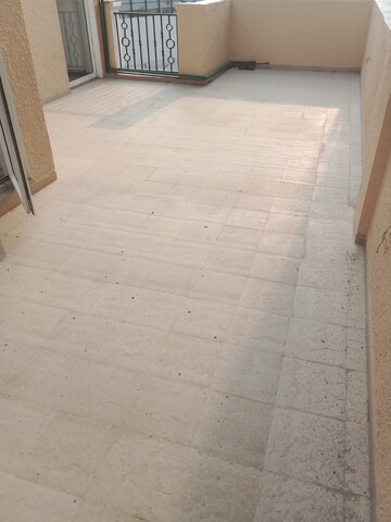 Room in 3 BHK Apartment at RWA Apartments Sector 61, Sector 61 – for Rent