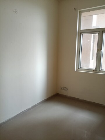 1.5 BHK Apartment For Rent in Mahagun Mywoods II, Sector 16c Greater Noida