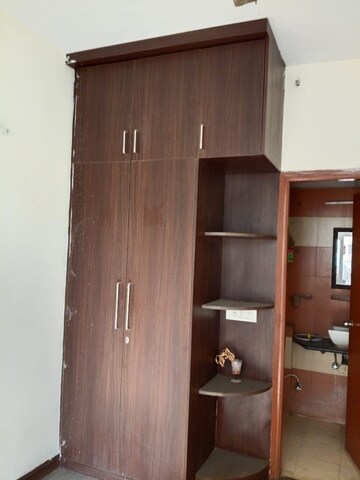 Furnished Amenities in 1.5 BHK Apartment at Mahagun Mywoods II, Sector 16c Greater Noida – for Rent