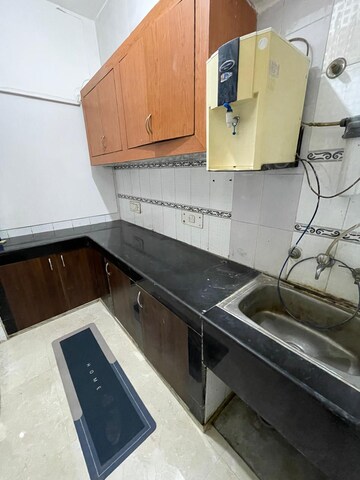 Kitchen in 2 BHK Builder Floor at Sector 28 – for Rent