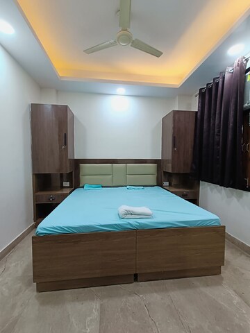 Bedroom in 1 BHK Builder Floor at Sushant Lok I – for Rent