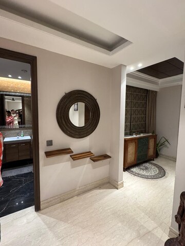 Parking in 3 BHK Builder Floor at Malviya Nagar – for Sale