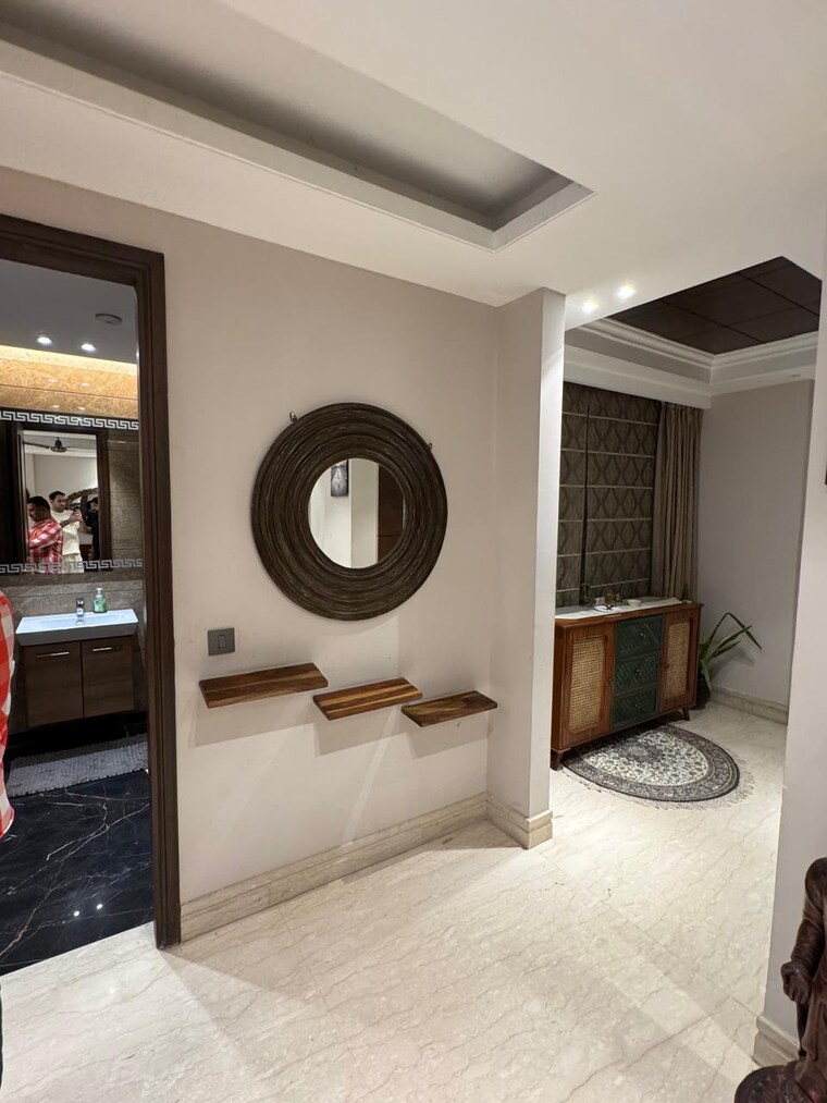  Parking, malviya nagar 3 Bedroom 2000 Sq.Ft. Builder Floor In Malviya Nagar Delhi 8861801