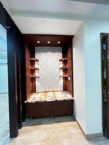Bedroom in 4 BHK Builder Floor at Sector 57 – for Rent
