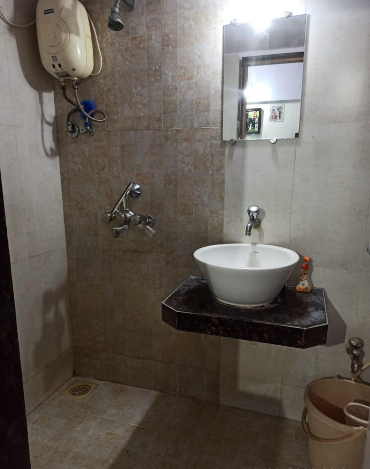 Bathroom, vira-vihar 2 Bedroom 685 Sq.Ft. Apartment In Dadar West Mumbai 8862074