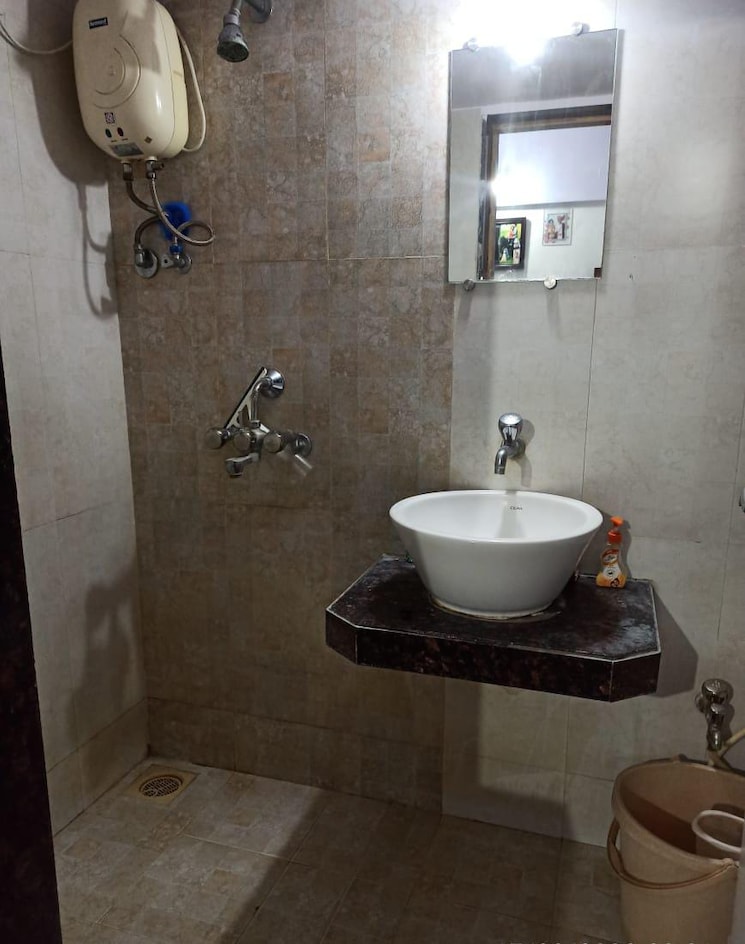 Bathroom, vira-vihar 2 Bedroom 685 Sq.Ft. Apartment In Dadar West Mumbai 8862033