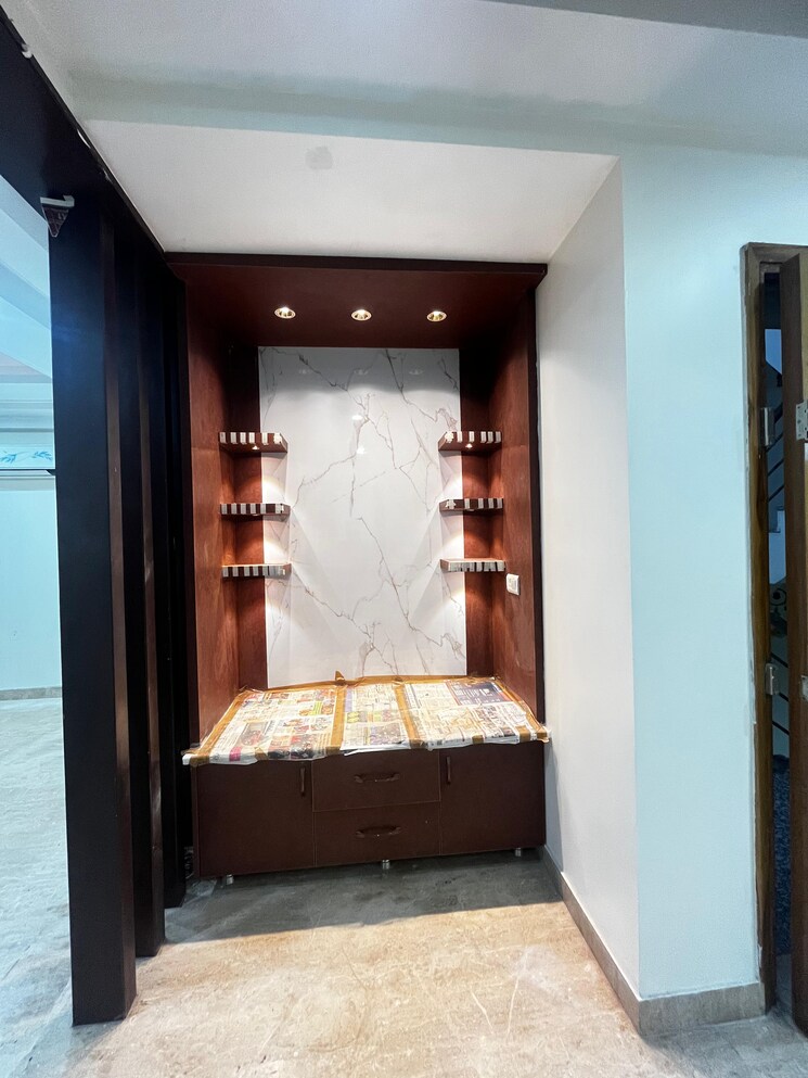 Bedroom, sector 57 4 Bedroom 450 Sq.Yd. Builder Floor In Sector 57 Gurgaon 8861847