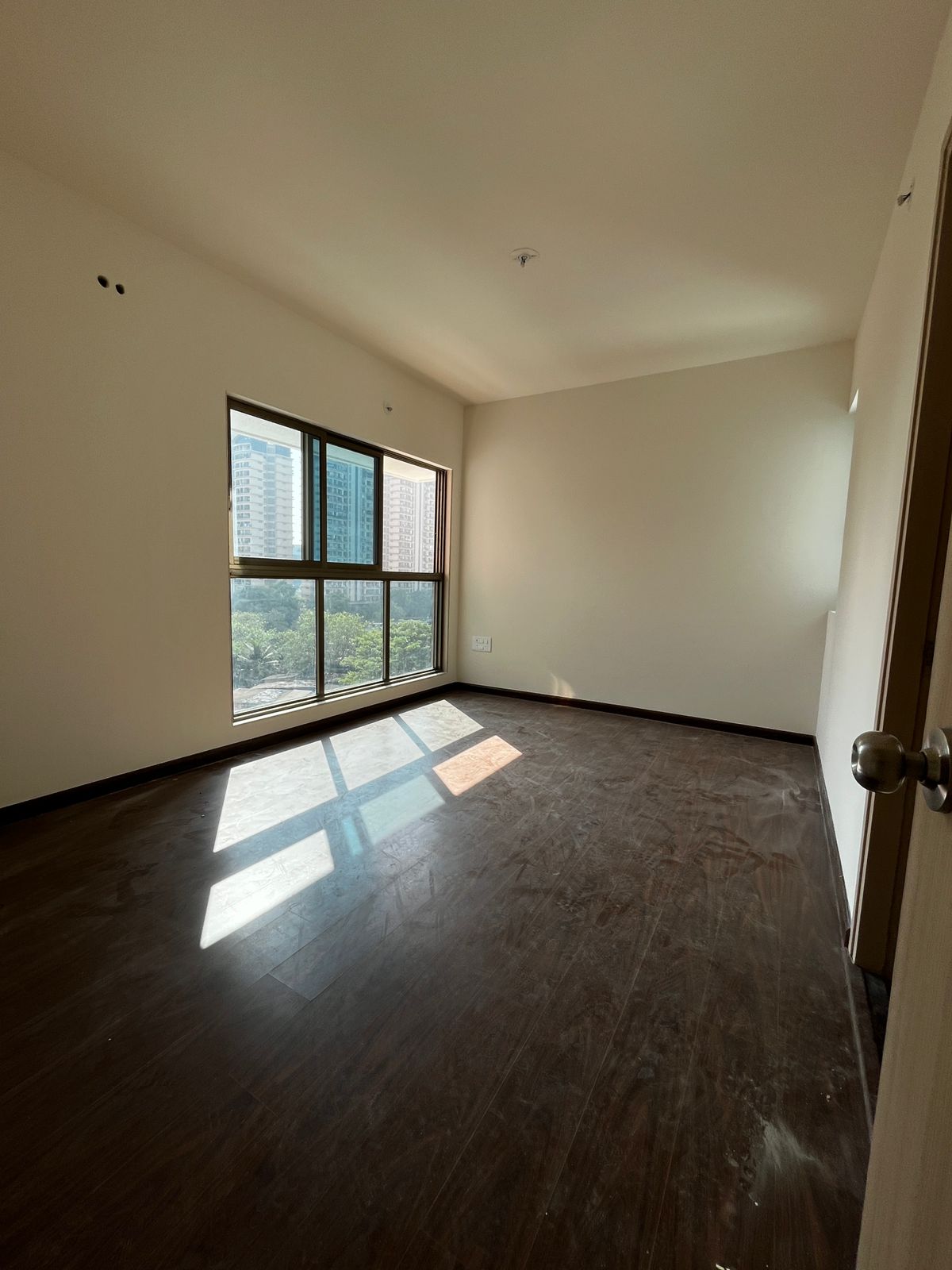 2 BHK Apartment For Sale in Raj Infinia