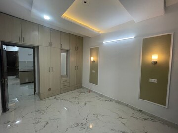 Bedroom in 3 BHK Apartment at Kandivali East – for Sale