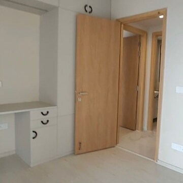 Room in 3 BHK Apartment at M3M Heights, Sector 65 – for Rent