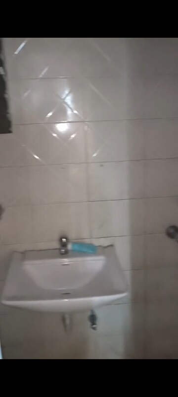Bathroom in 2 BHK Apartment at Hiraco Eminence, Mira Road – for Rent